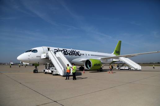 Izložba na Tuđmanu: Airbus predstavlja A220, jedan od najmodernijih svojih zrakoplova