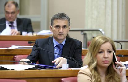 Nakon sastanka s Plenkovićem: Ministar Marić podnio ostavku?