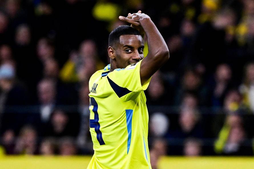 FIFA World Cup - UEFA Qualifiers - Group B - Sweden v Switzerland