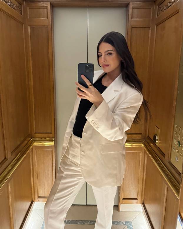 FOTO Ona ljubi F1 prvaka, a s drugim je vozačem dobila dijete