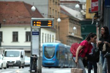 Zagreb: Nova vizura središta grada, plava traka proteže se Ilicom od Britanskog do glavnog gradskog Trga
