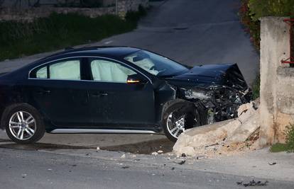 U Šibeniku se sudarila dva auta, četvero je ozlijeđeno