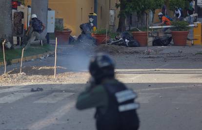 Krvavi prosvjedi u Venezueli: Poginula su dvojica mladića
