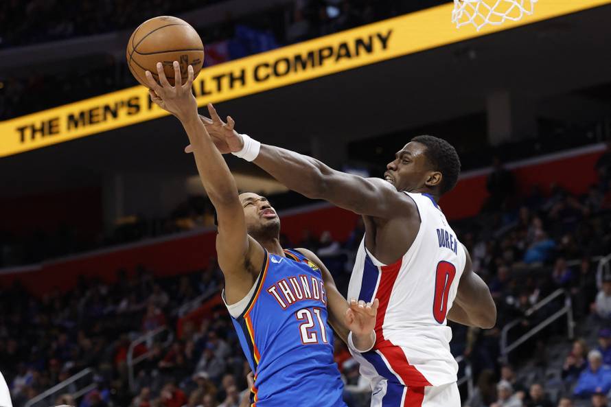 NBA: Oklahoma City Thunder at Detroit Pistons