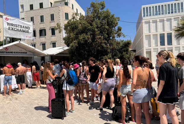 Split: U gradu je sve više mladih koji su stigli na Ultra Europe Festival