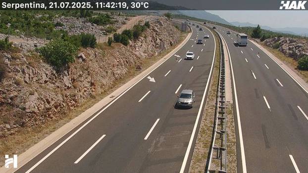 FOTO Zagužvalo se na A1 u oba smjera: Stvaraju se veće kolone