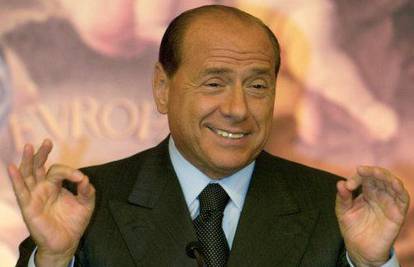 Berlusconi oslobođen optužbe za korupciju