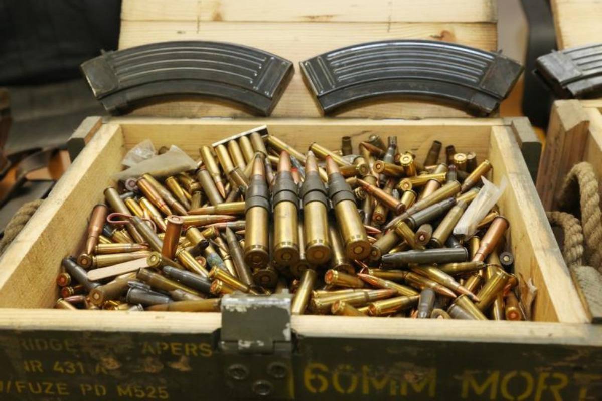 Zadranin  policiji predao više od 800 komada streljiva i 5 bombi