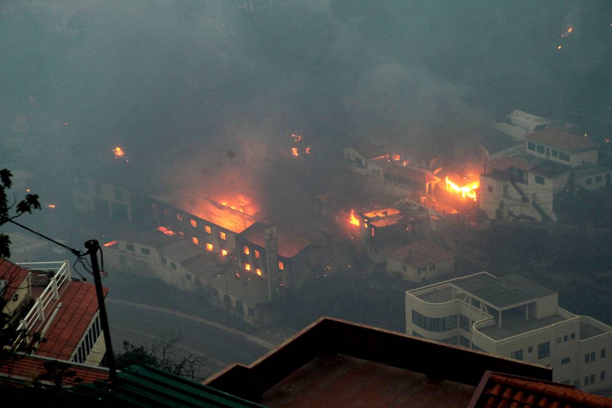 U požarima na Madeiri troje mrtvih, oko 1000 evakuiranih