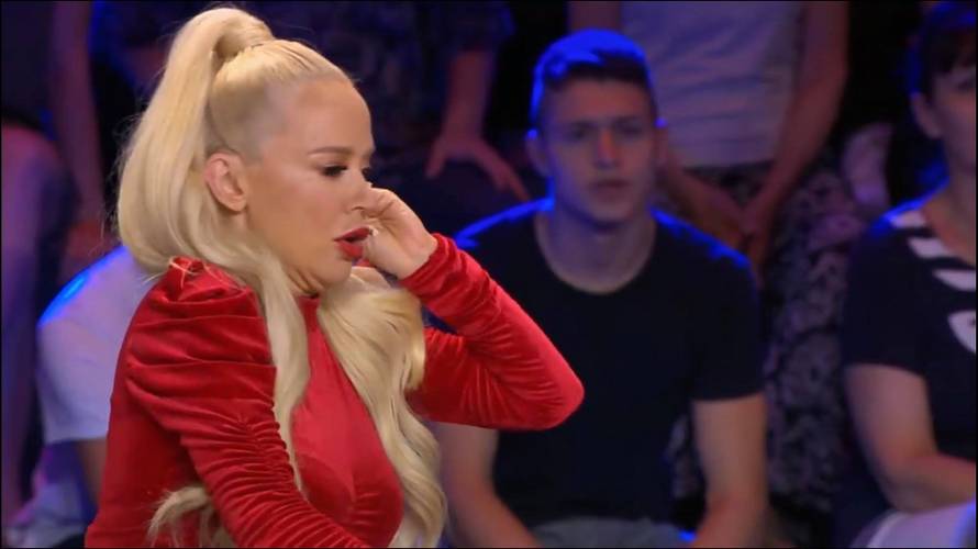 'Studentica bolje pjeva od Maje i Martine pa su ju popljuvale...'