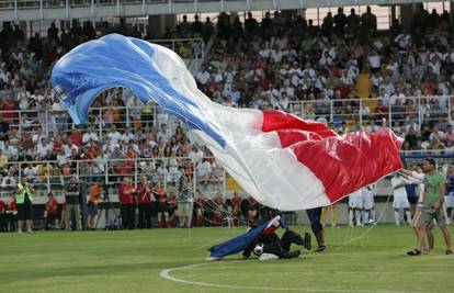 Dugopolje spektakularno otvorilo svoj novi stadion