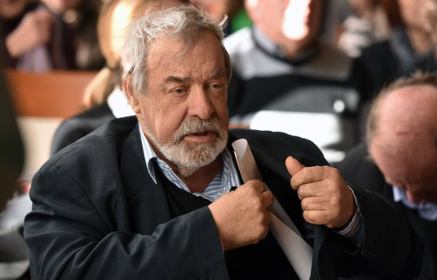 Ispraćaj Jakše: Svi su zaplakali kada je klapa zapjevala pjesmu