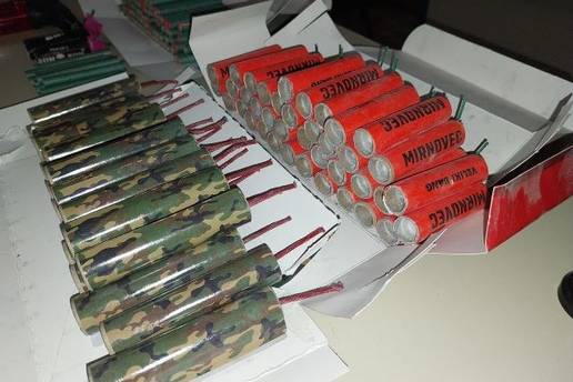 Zbog pirotehnike u Slavoniji dvojici dje&ccaron;aka amputirali prste: Stabilno su, ali ozljede ozbiljne