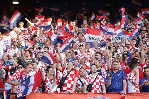 Rotterdam: Atmosfera na stadionu De Kuip na zavr&scaron;nici Lige nacija