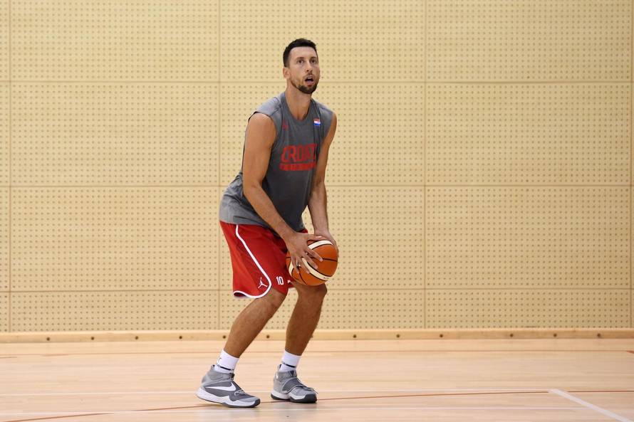 'Mislim da LeBron James nikad neće stići Michaela Jordana...'