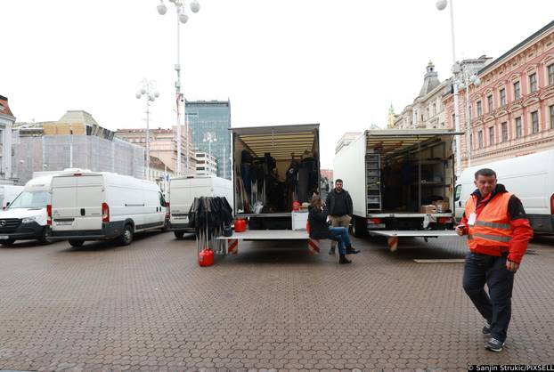 Zagreb: Na Trgu bana Jelačića traju pripreme za snimanje filma Canary Black 