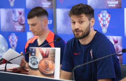 HNS predstavio 'Vatreni odsjaj'. Kramarić: Ma ovakve knjige trebaju biti dio školske lektire!