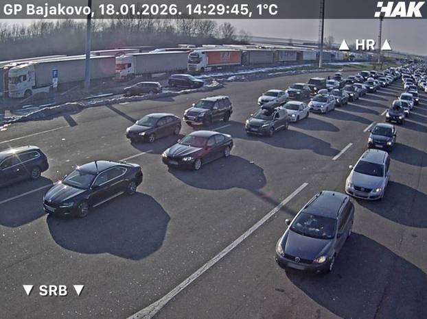 FOTO Gužve na hrvatskoj granici