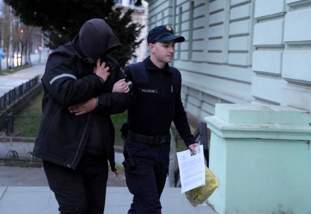 Osijek: Privođenje uhićenih zbog droge i pranja novca kod sudca istrage