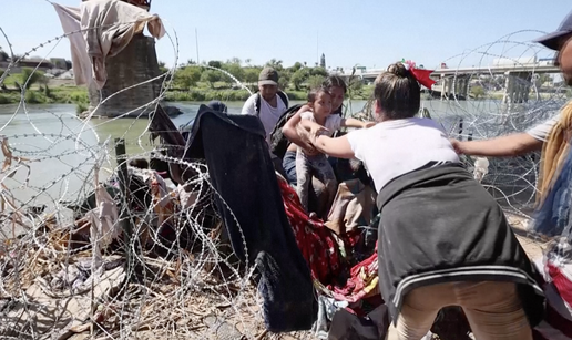 VIDEO Velike grupe migranata penju se i preko bodljikave žice kako bi se domogli SAD-a