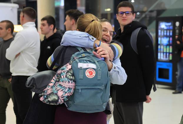 Zagreb: Dolazak hrvatskih gra&dstrok;ana s Bliskog istoka letom iz Rijada