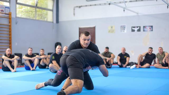 Zagreb: Ogledni trening Mirka Filipovića s pripadnicima specijalne i interventne policije