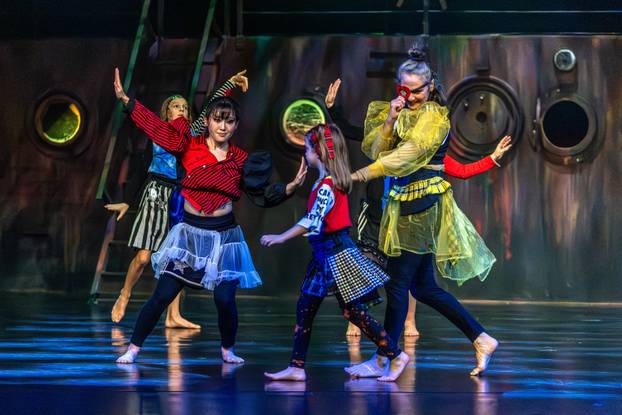 Pula: Predstavom Svjetlonoše u INK započeo 10. Kliker festival