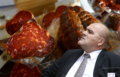 Uhićen HDZ-ovac koji je lovom od grada kupio 1500 kg kulena, pao i vlasnik mesnice (stožera)