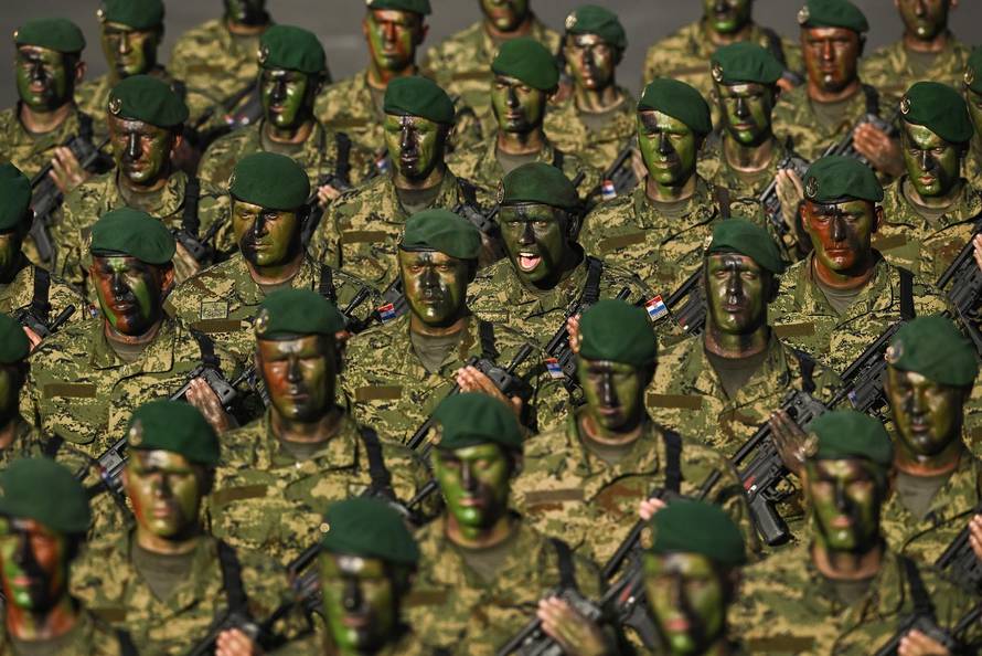 Vojni mimohod - izbor najboljih fotografija