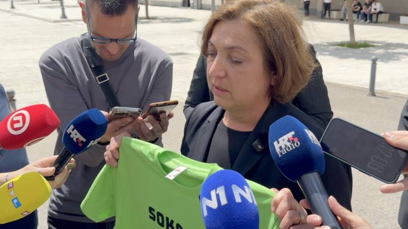 VIDEO Poslušajte emotivan govor Lukine (19) razrednice