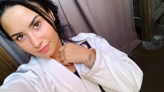 Demi Lovato se bavi borilačkim sportovima nakon odvikavanja