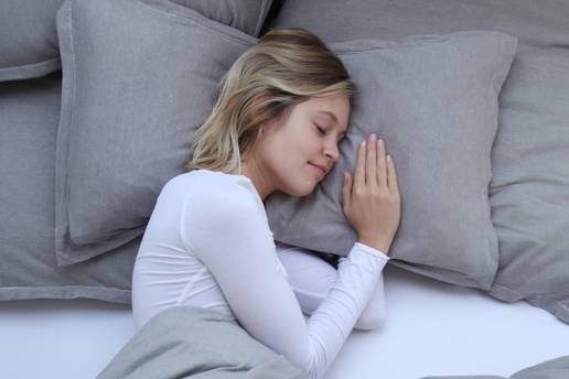 Prije spavanja pojedite ovo voće i pomoći će vam da zaspete