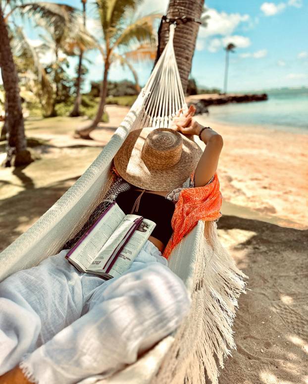 FOTO Kao da je ispala iz raja: Pogledajte nestvarne fotke ove ljepotice s Havaja