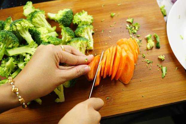 Nutricionisti savjetuju: Ovo je šest zimskih salata idealnih za ručkove i hranjive večere