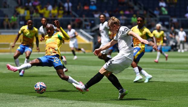 FIFA Club World Cup - Group F - Mamelodi Sundowns v Borussia Dortmund