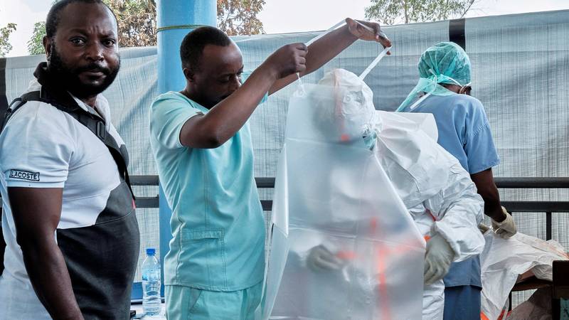 Ebola se širi velikom brzinom: U samo 24 sata 71 novi slučaj