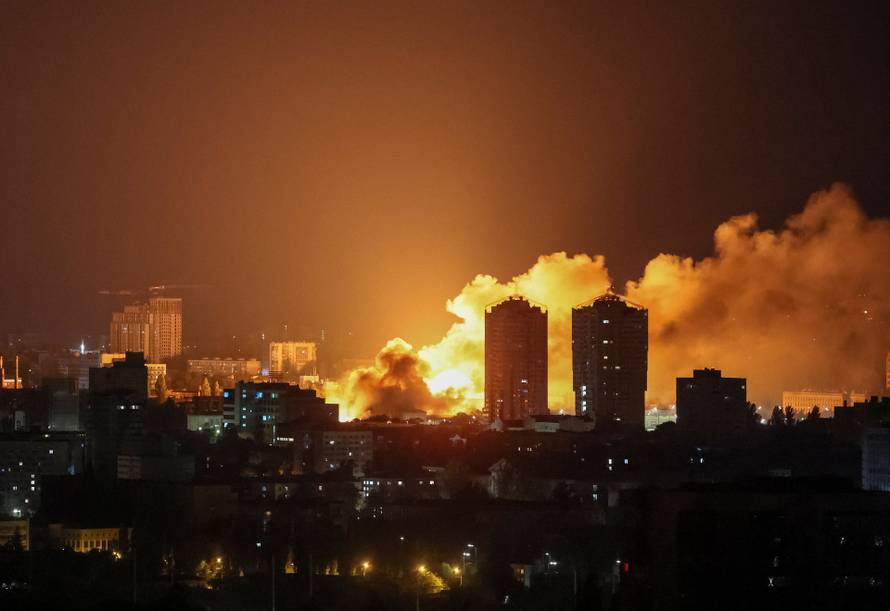 Russian drone and misille strike in Kyiv