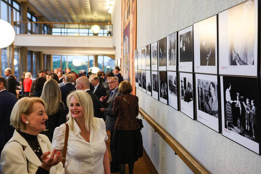 Zagreb: Poznati na svečanosti povodom obilježavnja 100 godina HRT-a