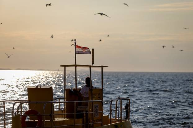 Zadar: Turisti uživaju u šetnji gradom