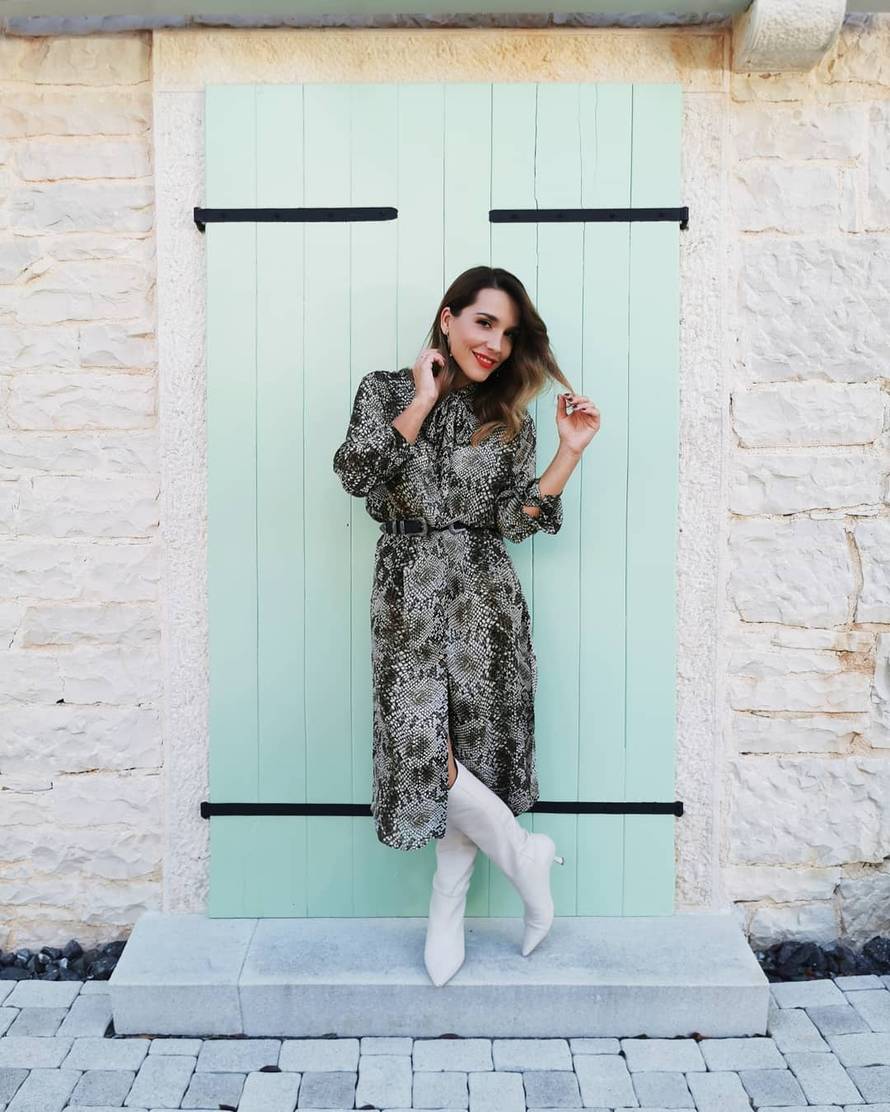 Batinić emotivnom porukom raznježila sestru: 'Kao blizanke'