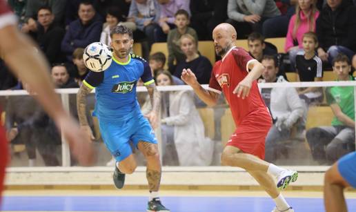 FOTO Livaja, Kara&ccaron;i&cacute;, Strini&cacute; i dru&scaron;tvo odu&scaron;evili umije&cacute;em u malom nogometu. Pogledajte