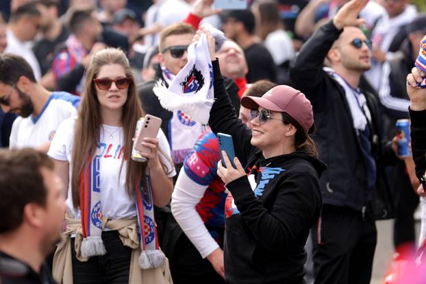 Ženeva: Atmosfera ispred stadiona uoči početka finalne utakmice Lige prvaka mladih