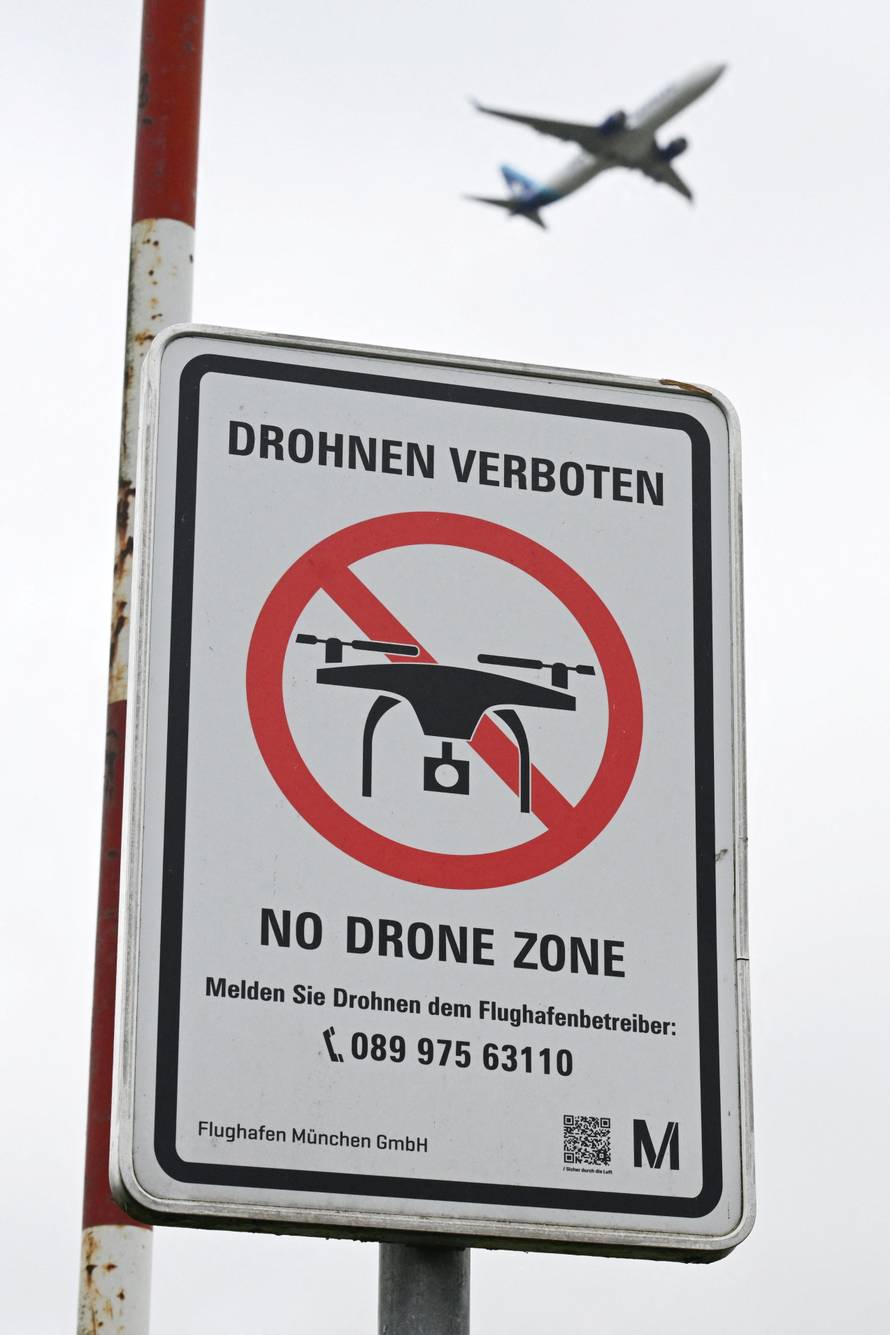 Drone ban notice at the Munich airport