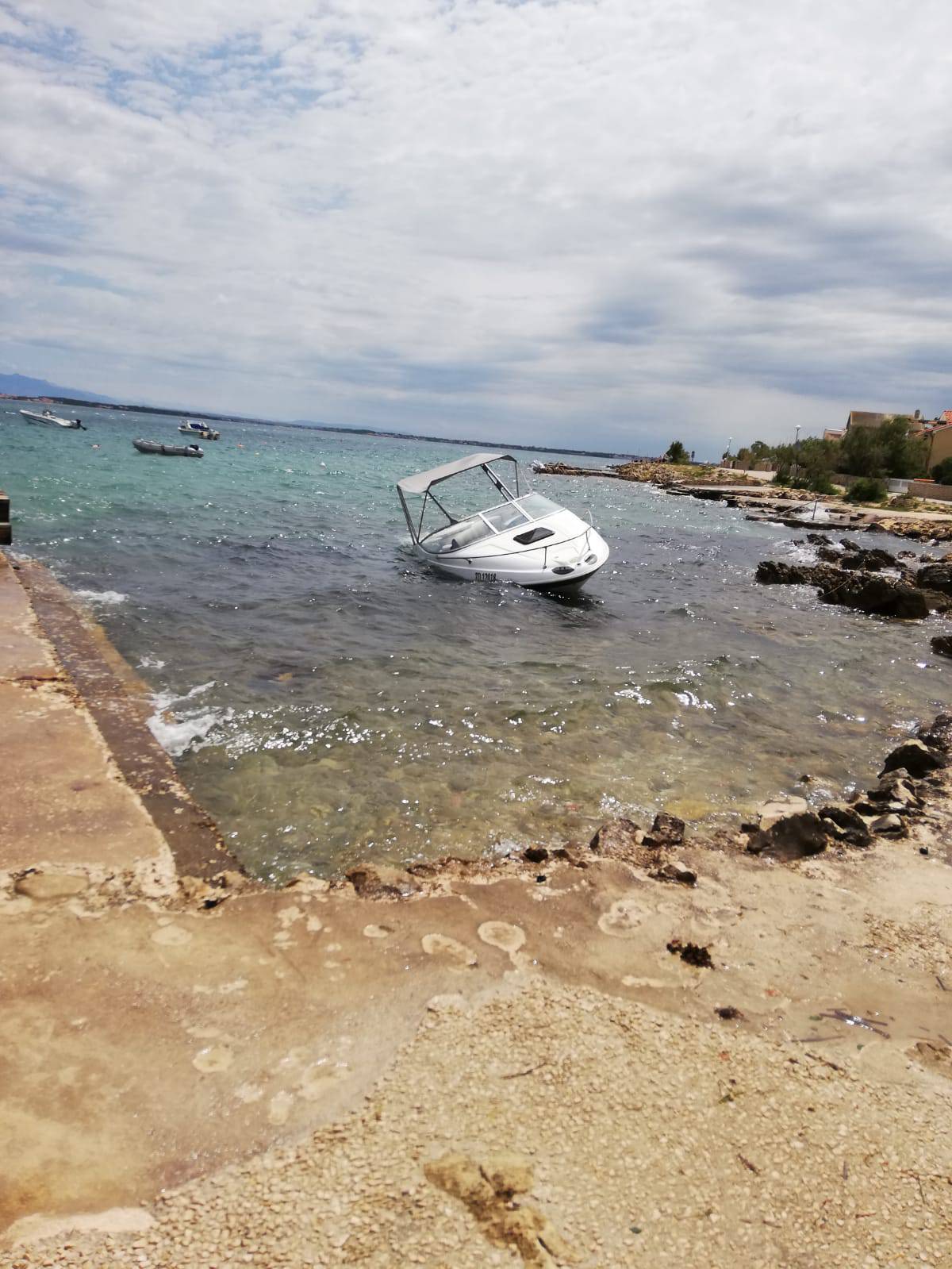 Dan nakon nevremena na Viru: More potopilo i uništilo čamce