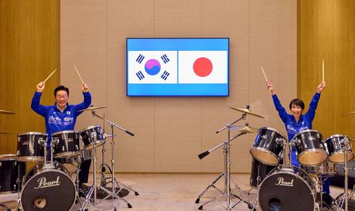 VIDEO Mogli bi Zoki i Plenki ovako. Japanski i korejski lideri bubnjali u ritmu K-popa