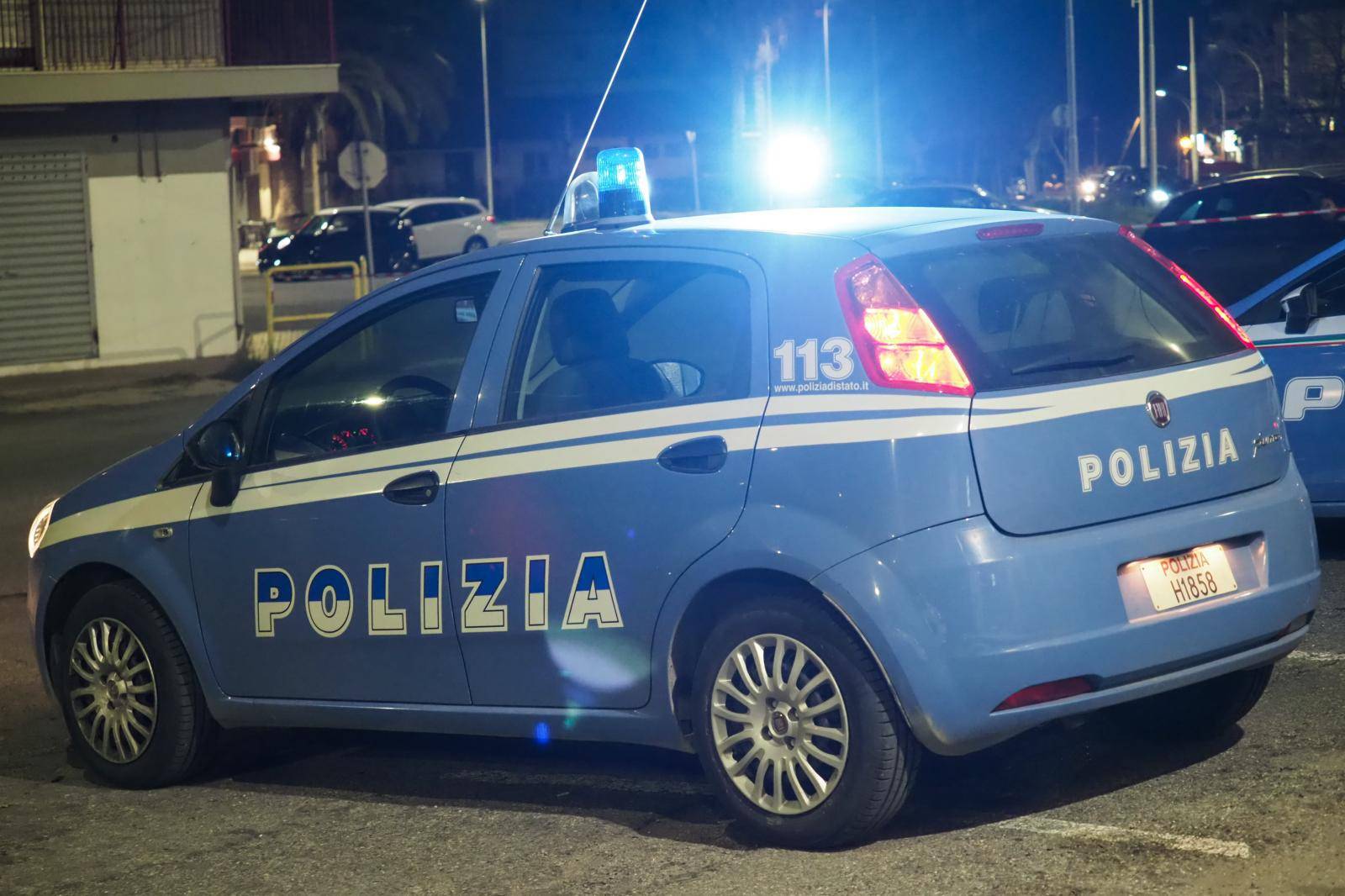 Calabria, attempted murder, wounded in the head a 26-year-old palace