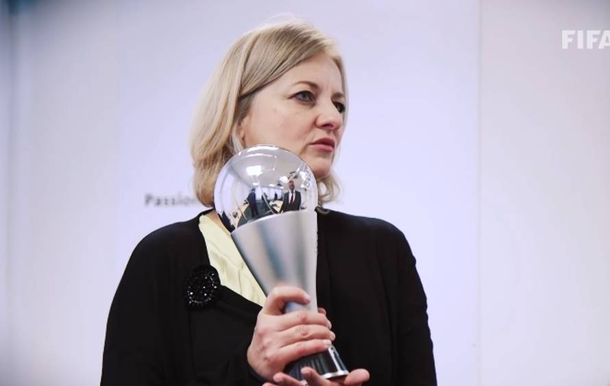 'Najbolji nogometaši svijeta dobit će moj pehar od 6,4 kg...'