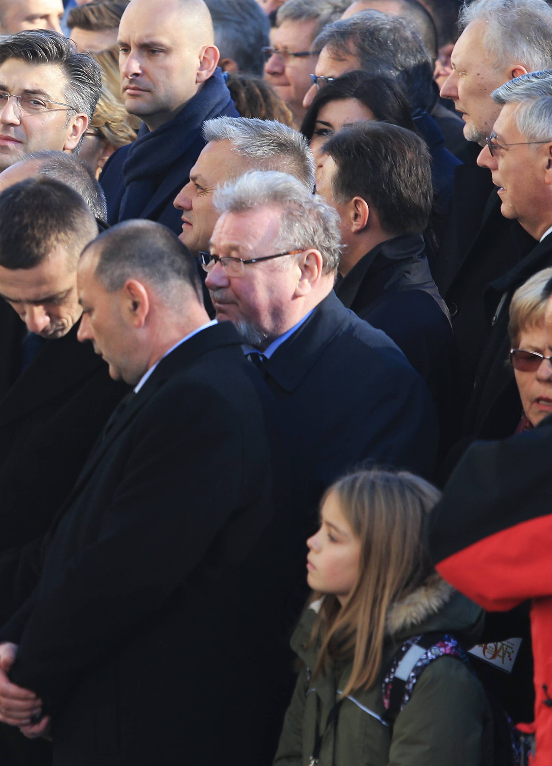 Hrvatska se danas u Vukovaru poklonila nevinim žrtvama