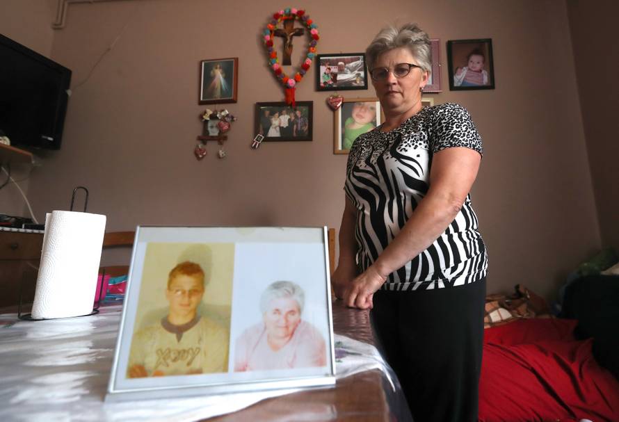 Obitelji Koradeovih žrtava: Ubojici spomenik, a nama bol