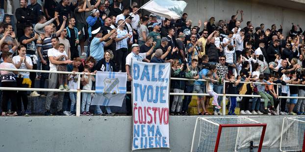 FOTO Navijačko ludilo u Rijeci! Navijači u velikom broju stigli na trening uoči dana odluke
